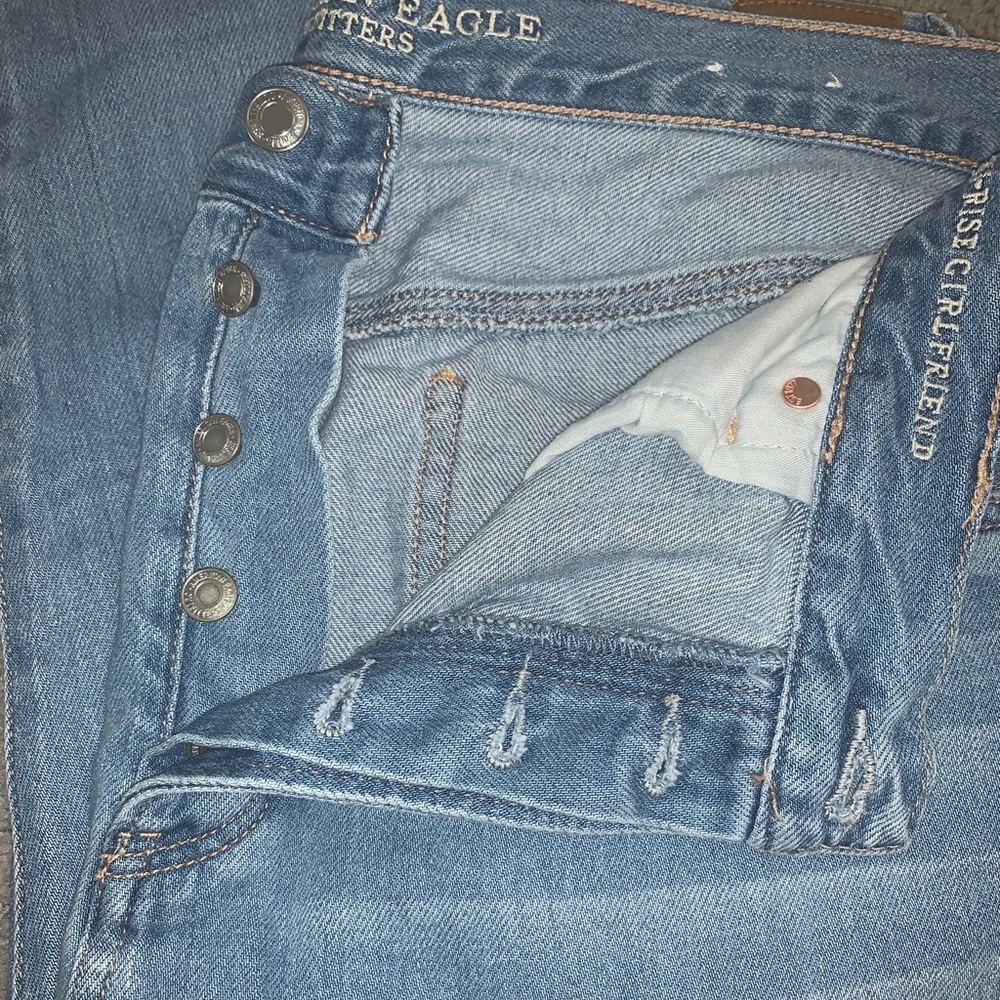 Hi-Rise Girlfriend Jeans